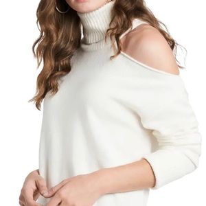 1 State cold shoulder sweater, cream, size small